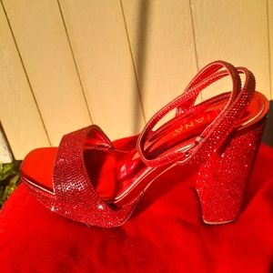 Gorgeous red heels size 8 and 1/2
